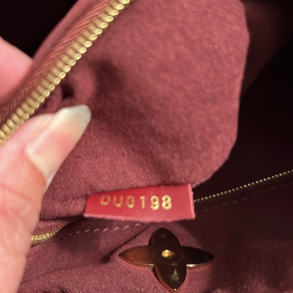 Authentic Louis Vuitton Flower Hobo monogram canvas bag - Picture 4 of 16